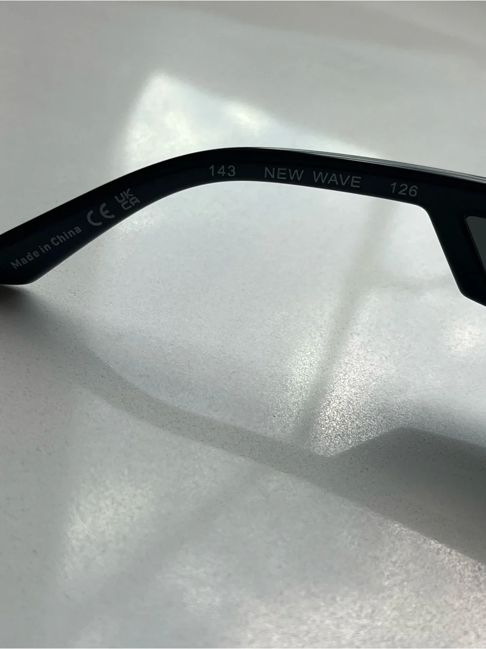 NWT! QUAY New Wave Shield Sunglasses Black Frame / Black Lens